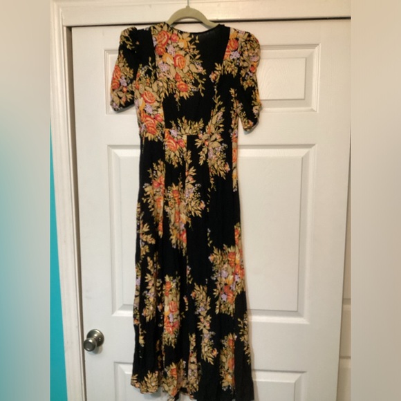 Wrapped In Your Love Maxi Dress - Picture 5 of 8